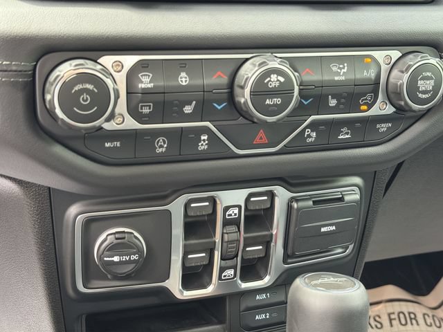 New 2026 Jeep Gladiator Mojave AWD/4WD image 22