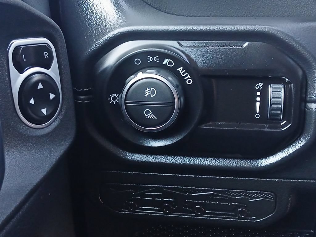 Used 2026 Jeep Gladiator Sport AWD/4WD image 12