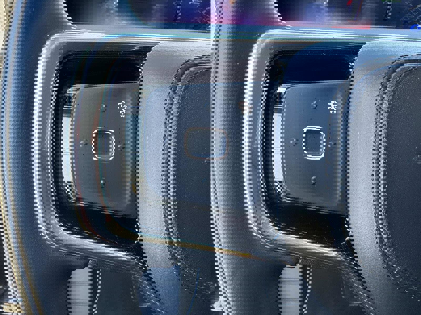 Used 2024 Lincoln Nautilus Reserve image 31