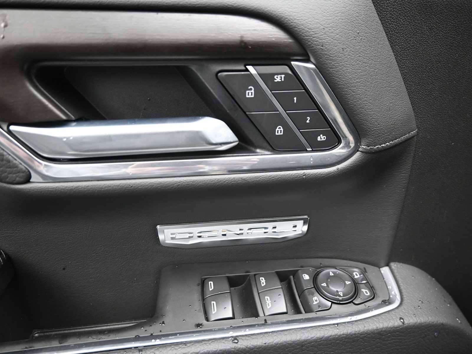 New 2026 GMC Sierra 1500 Denali w/ Denali Reserve Package image 9