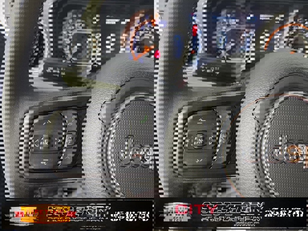 New 2025 Jeep Gladiator Mojave image 16