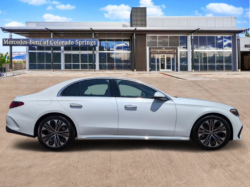 New 2026 Mercedes-Benz E 450 4MATIC Sedan image 4