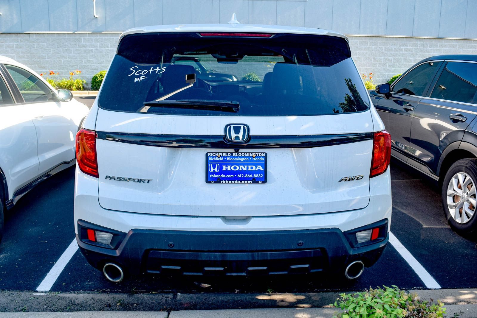 Used 2025 Honda Passport EX-L image 17
