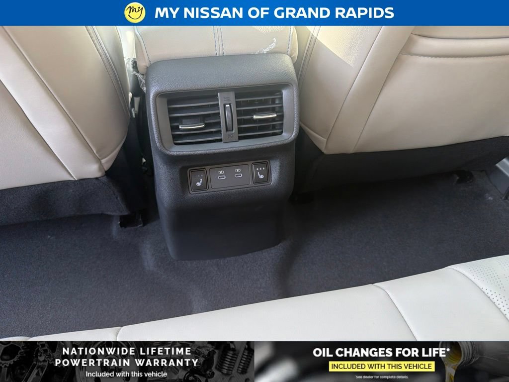 New 2026 Nissan Murano Platinum w/ Cargo Package AWD/4WD image 23