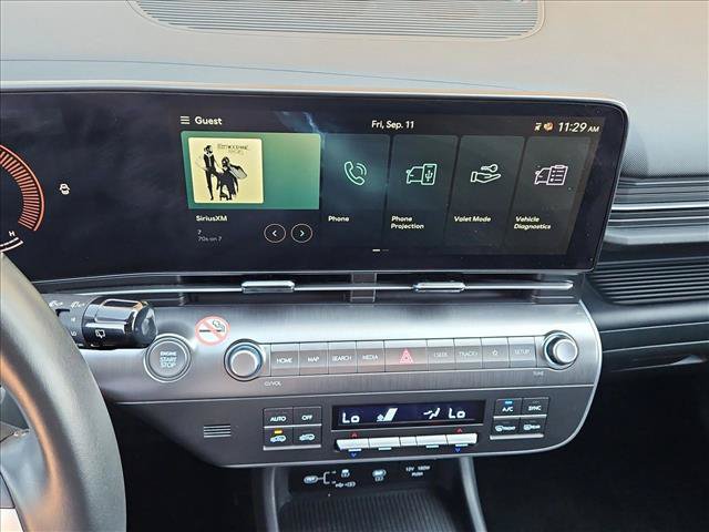 Used 2025 Hyundai Kona SEL FWD image 14