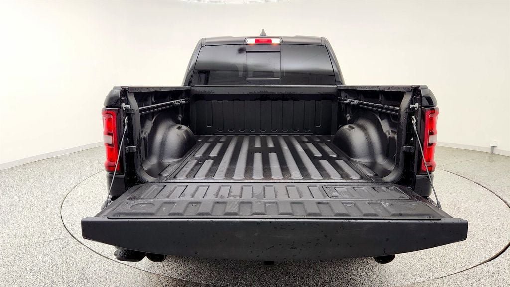 Used 2025 RAM 1500 Laramie w/ Night Edition AWD/4WD image 22