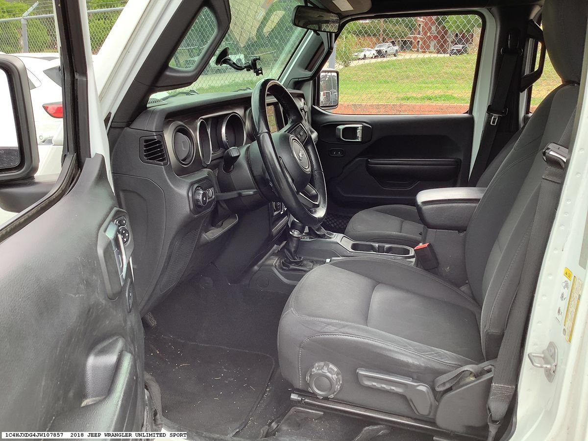 Used 2018 Jeep Wrangler Unlimited Sport S AWD/4WD image 12