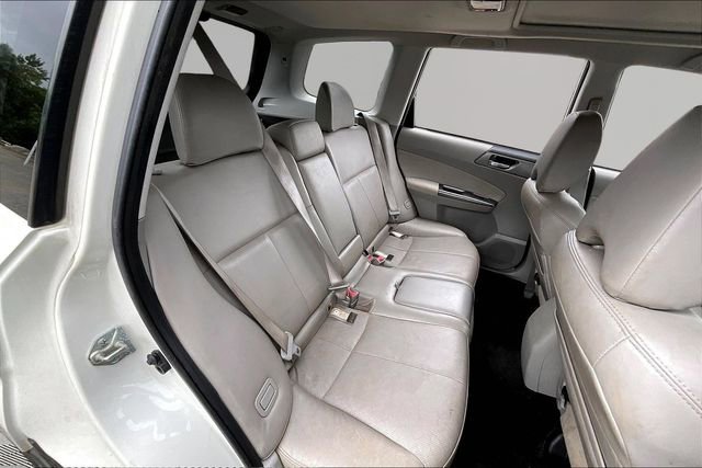 Used 2013 Subaru Forester 2.5X Limited AWD/4WD image 17