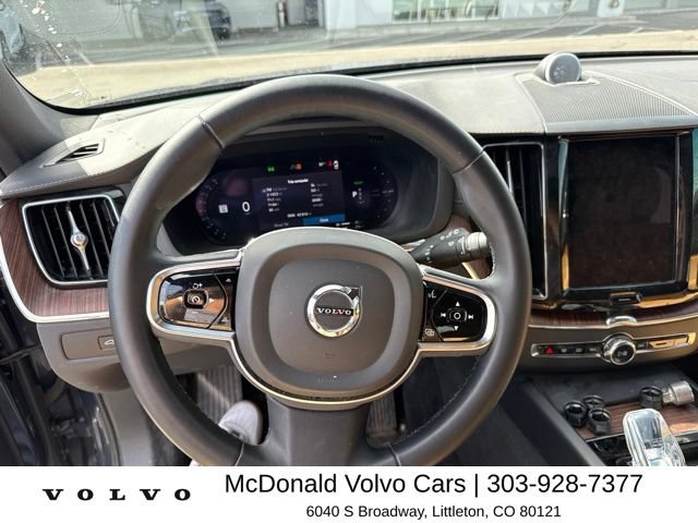 Used 2024 Volvo XC60 T8 Ultimate AWD/4WD image 6