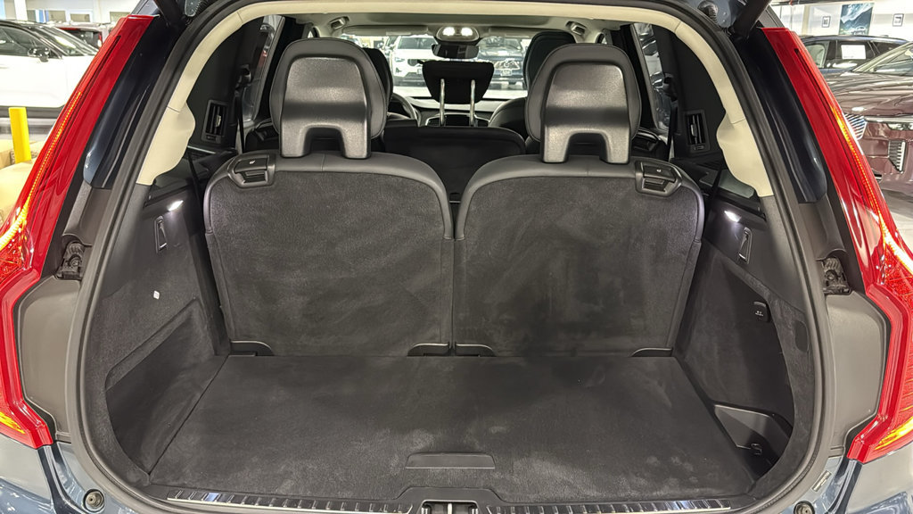 Certified 2025 Volvo XC90 T8 Plus w/ Protection Package Premier AWD/4WD image 26