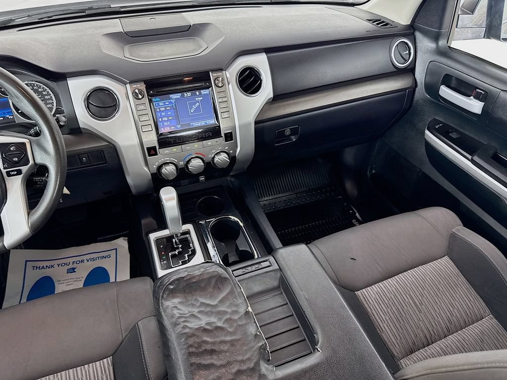 Used 2017 Toyota Tundra SR5 w/ SR5 Upgrade Package RWD image 27