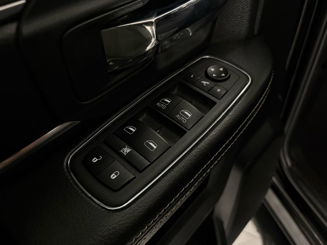 Used 2021 RAM 1500 Classic Warlock w/ Luxury Group image 26