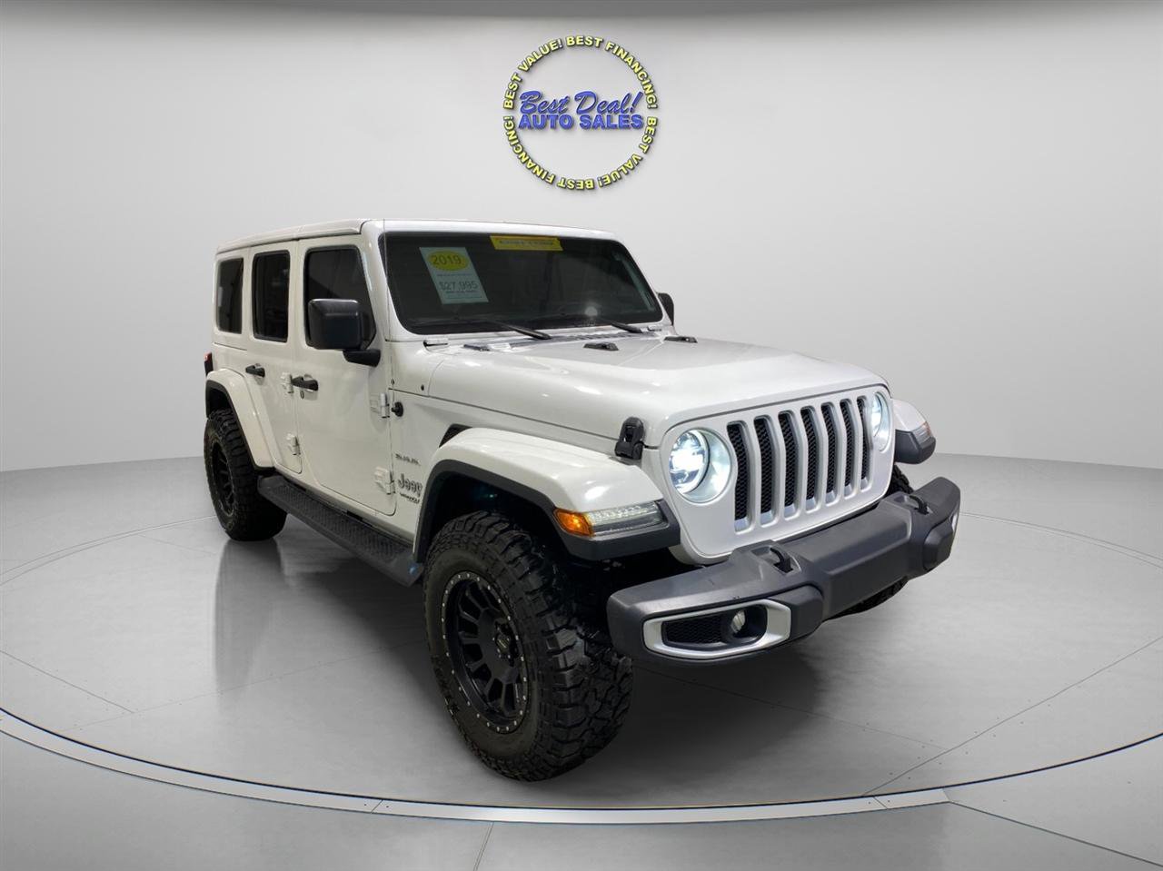 Used 2019 Jeep Wrangler Unlimited Sahara image 5