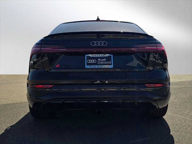 Used 2024 Audi SQ8 e-tron Prestige w/ Prestige Package AWD/4WD image 4