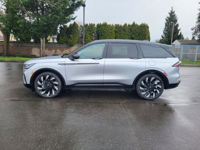 New 2026 Lincoln Nautilus Reserve w/ Jet Appearance Package image 2