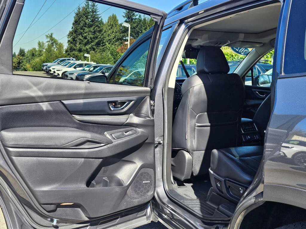 Used 2025 Subaru Ascent Bronze Edition AWD/4WD image 18