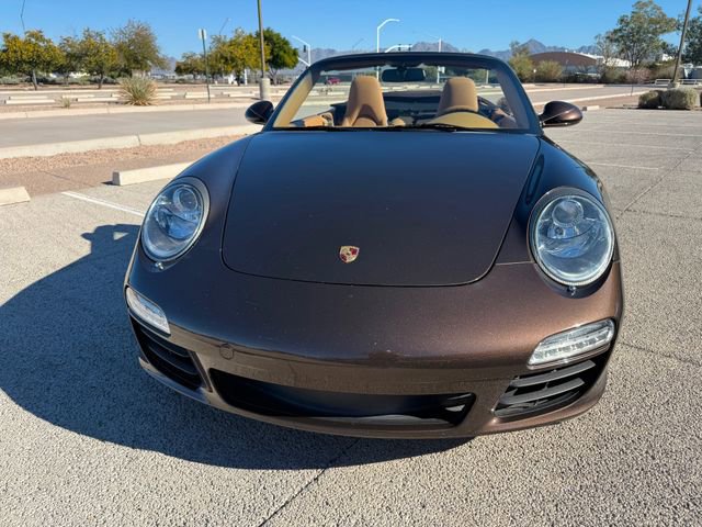 Used 2010 Porsche 911 Carrera 4 image 14