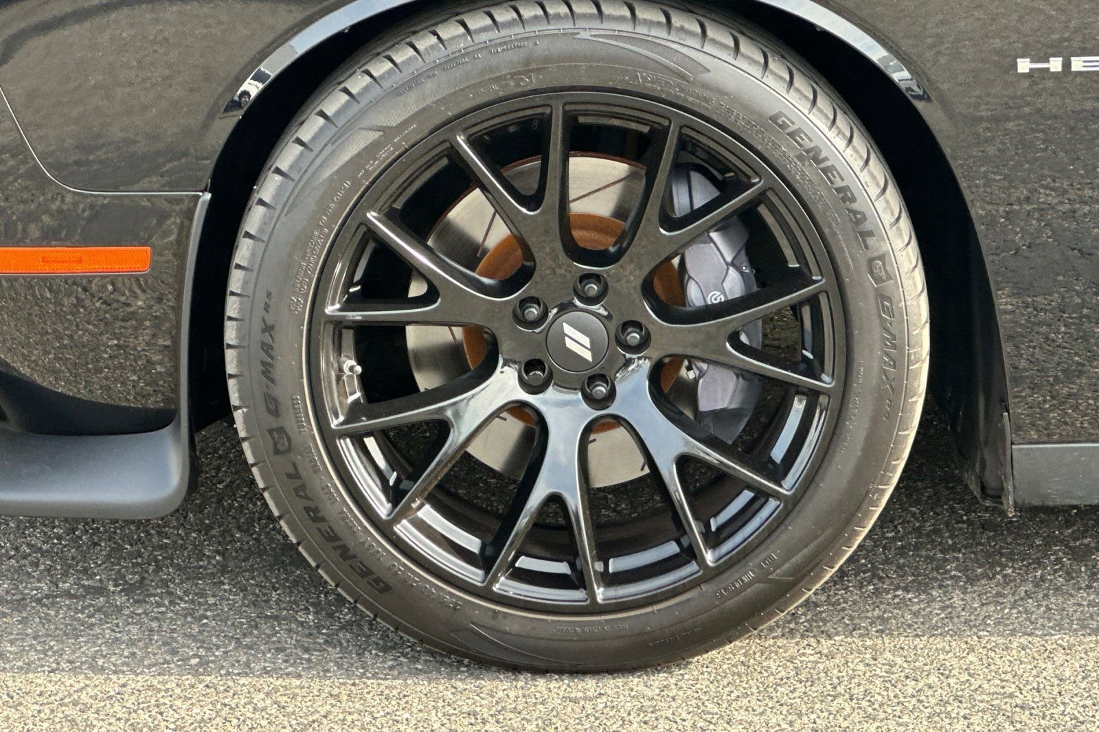 Used 2022 Dodge Challenger R/T w/ Shaker Package RWD image 36