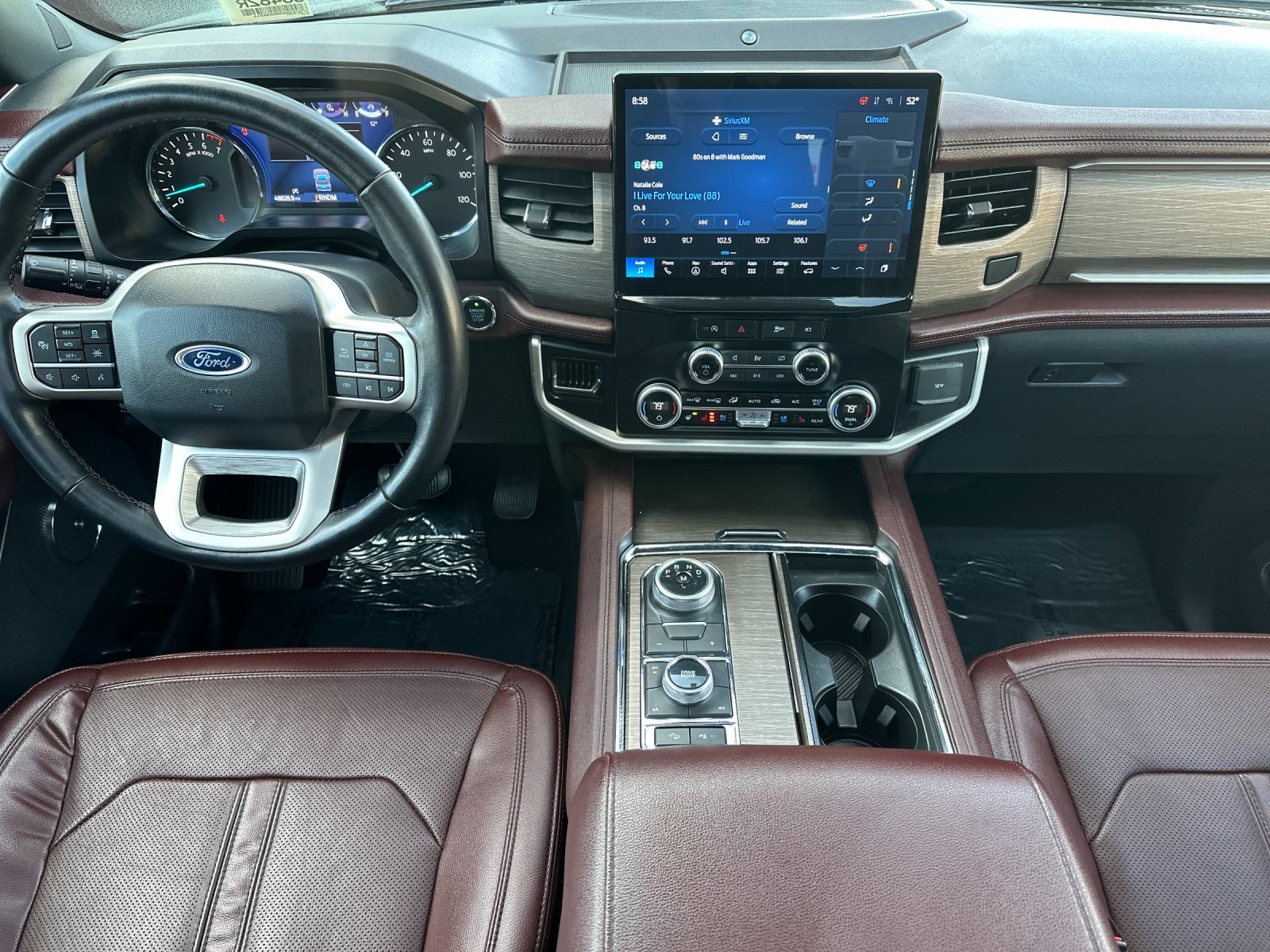 Used 2024 Ford Expedition Max Limited image 13