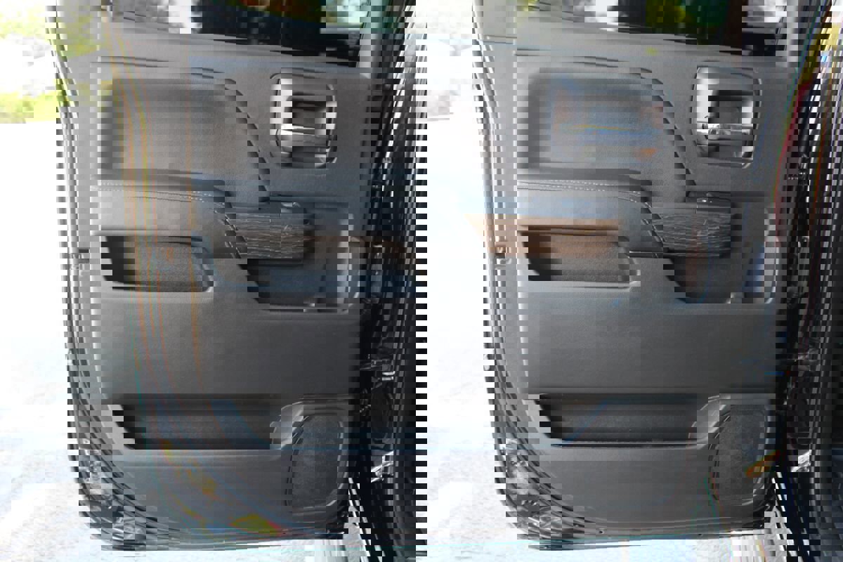 Used 2018 GMC Sierra 1500 Denali w/ Denali Ultimate Package image 12