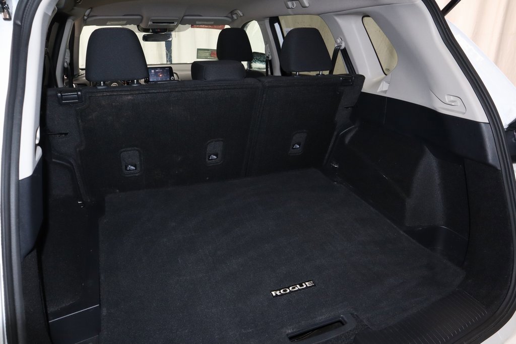 Certified 2024 Nissan Rogue S image 18