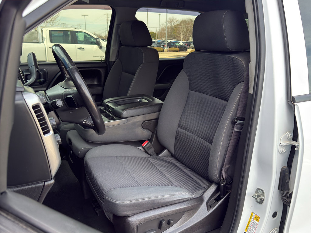 Used 2017 Chevrolet Silverado 1500 LT w/ All Star Edition image 15