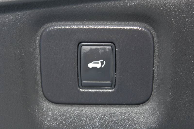 Used 2014 INFINITI QX60 Luxe w/ Premium Plus Package AWD/4WD image 18