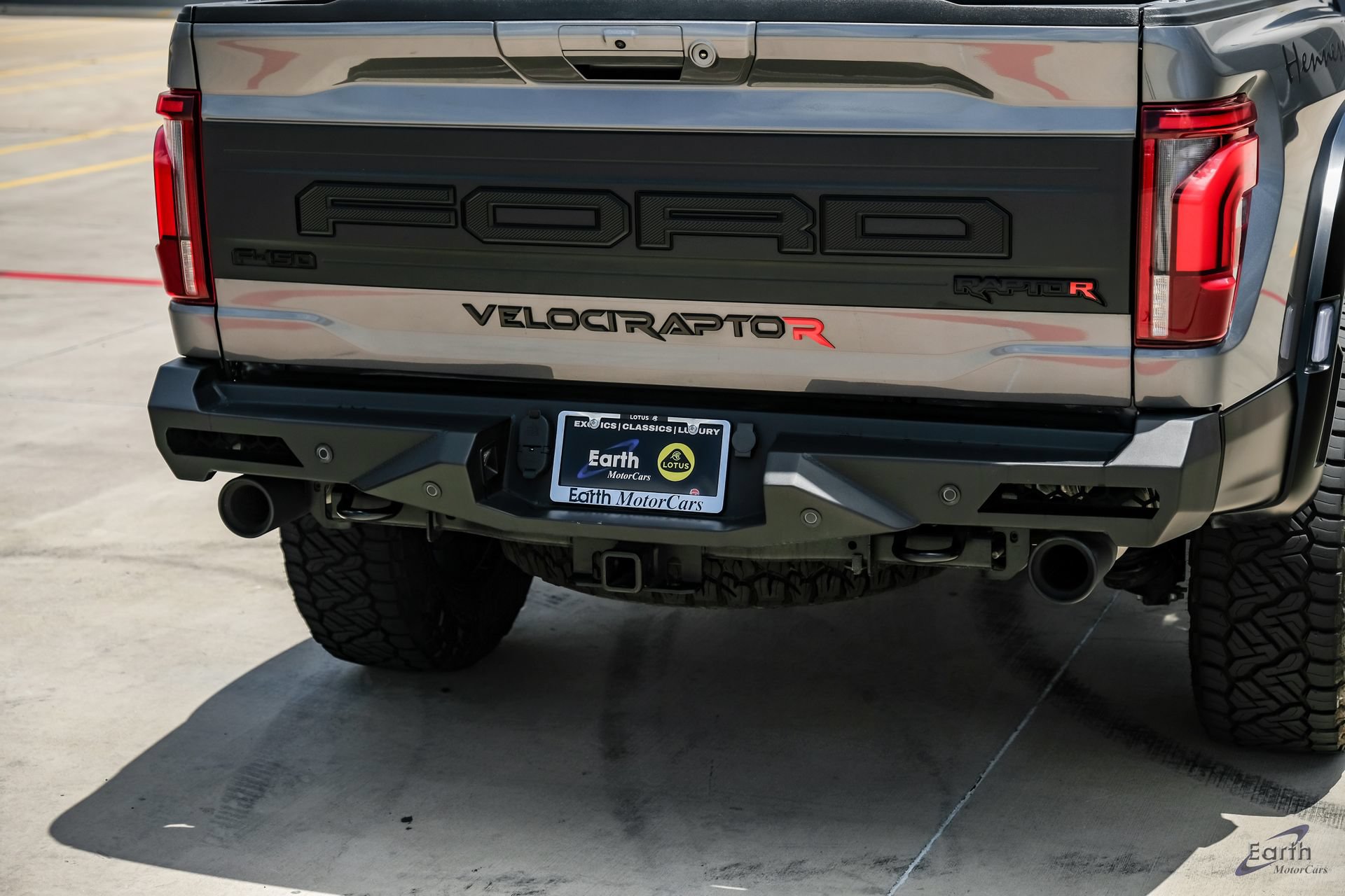 Used 2025 Ford F150 Raptor w/ Equipment Group 803A Raptor R AWD/4WD image 19