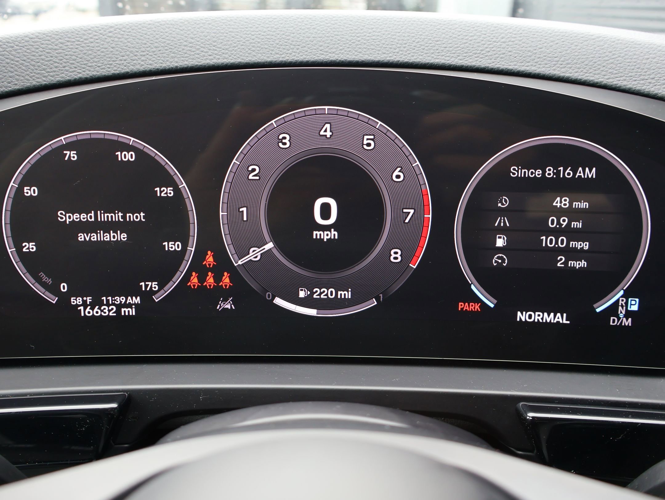 Used 2024 Porsche Cayenne image 16