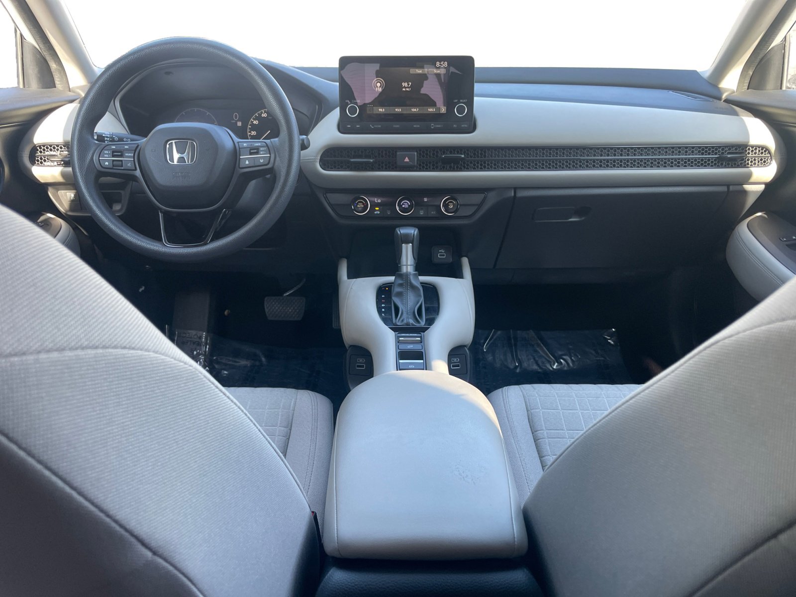 Used 2023 Honda HR-V LX image 10