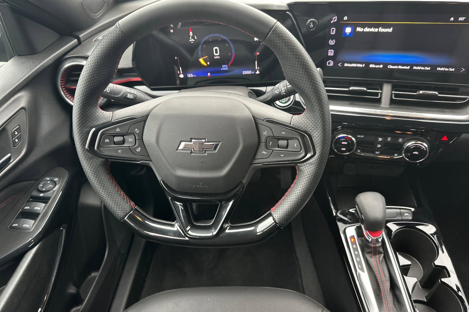 Used 2025 Chevrolet Trax RS w/ Driver Confidence Package image 17