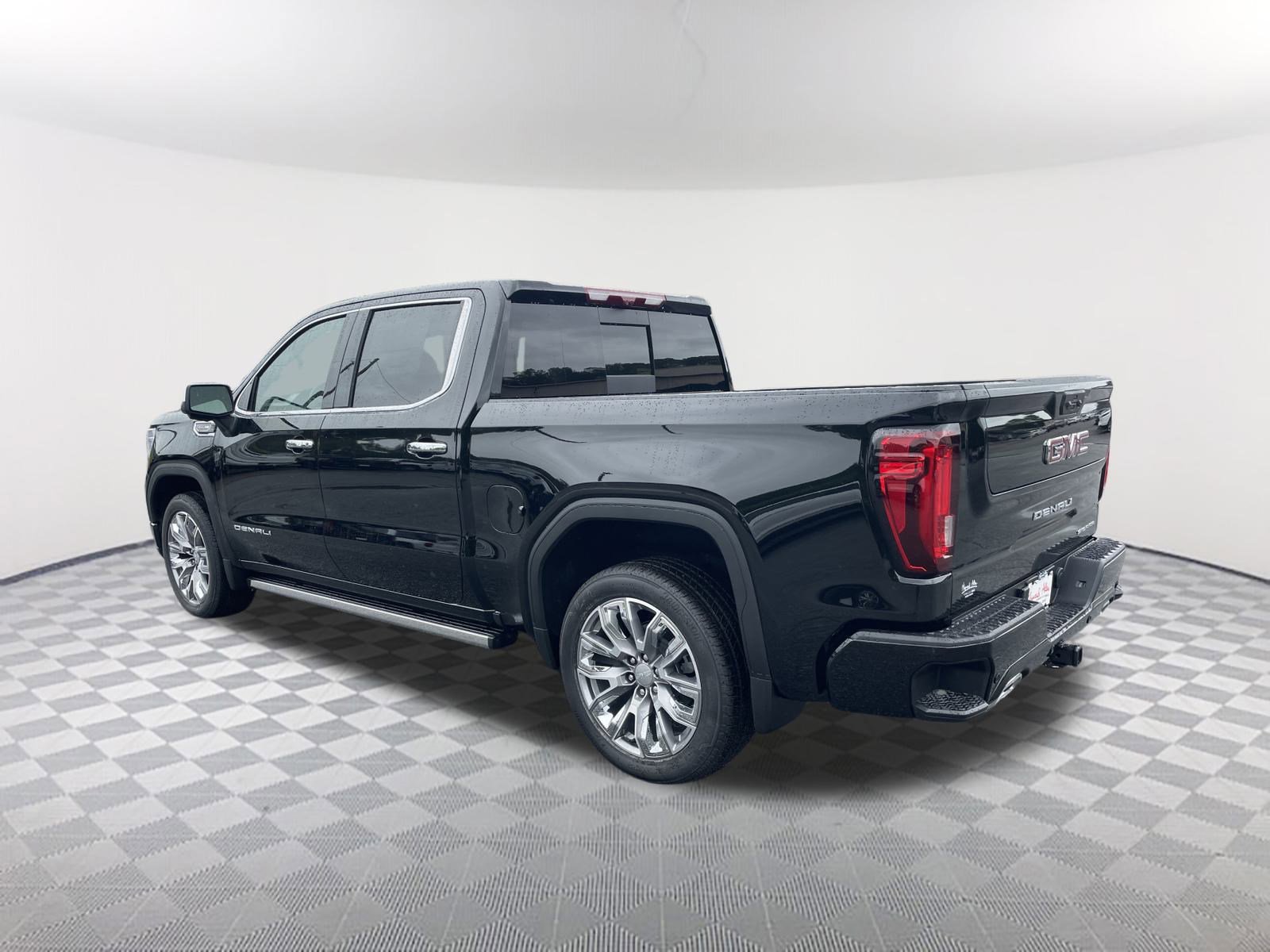 New 2026 GMC Sierra 1500 Denali image 3