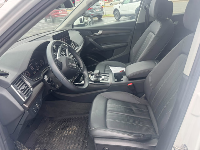 Used 2023 Audi Q5 2.0T Premium Plus w/ Premium Plus Package image 6