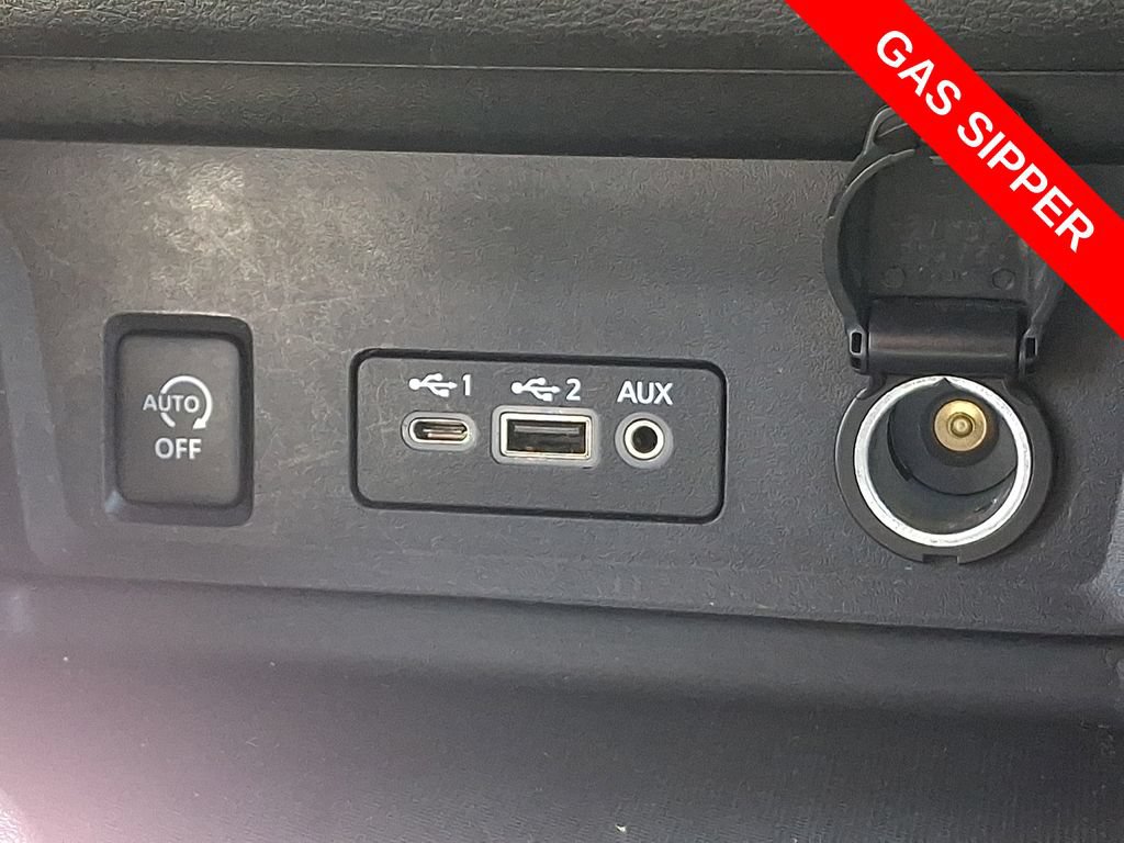 Used 2024 Nissan Sentra SV w/ All-Weather Package FWD image 24