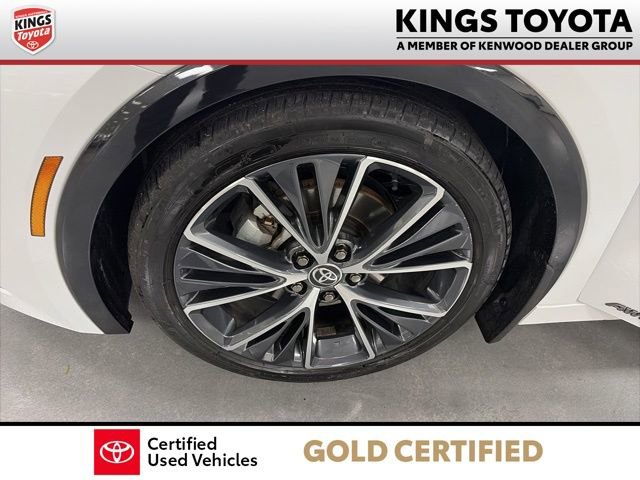 Certified 2023 Toyota Prius Limited AWD/4WD image 29
