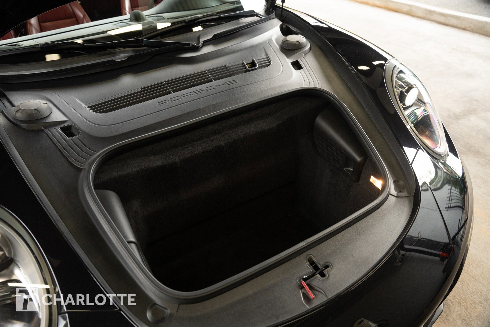 Used 2017 Porsche 911 Targa 4S w/ Sport Package image 36