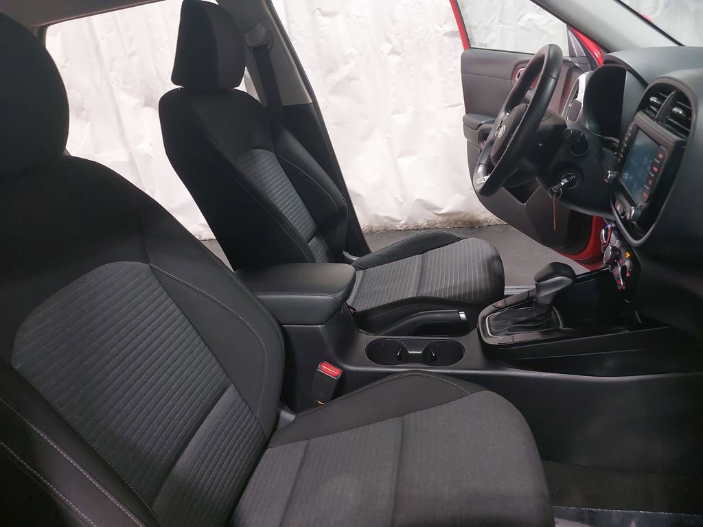 Used 2021 Kia Soul GT-Line image 10