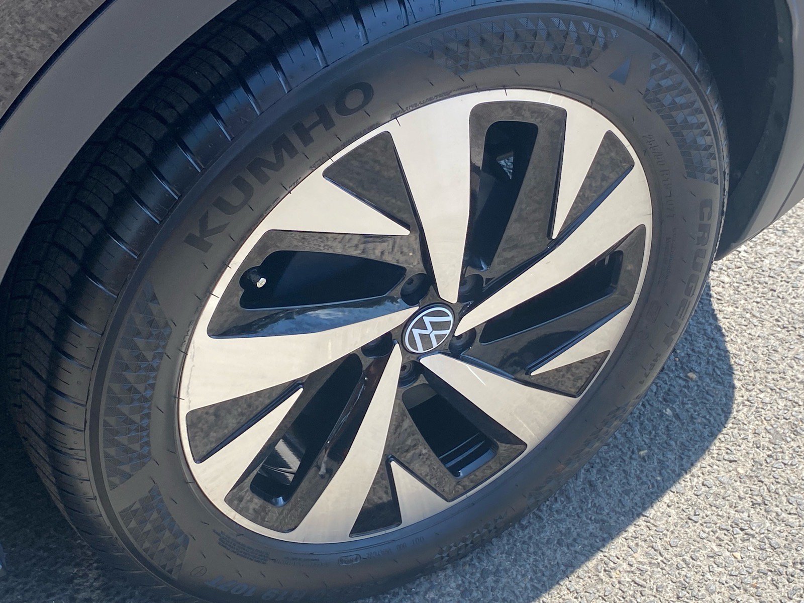 Certified 2023 Volkswagen ID.4 Pro RWD image 20