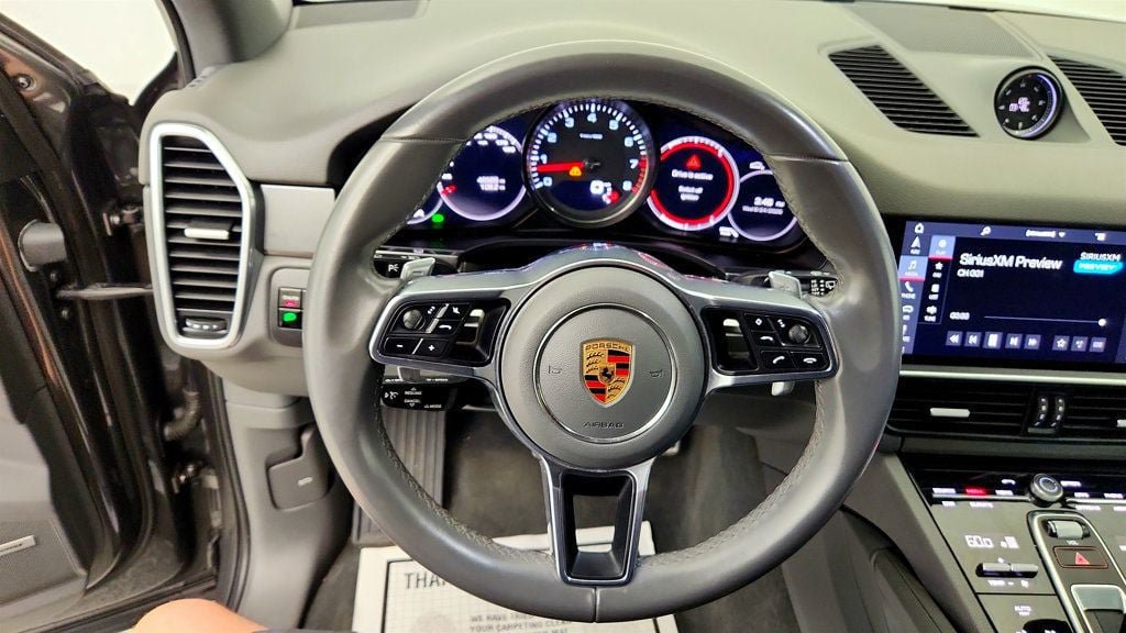 Used 2019 Porsche Cayenne S w/ Premium Plus Package AWD/4WD image 14