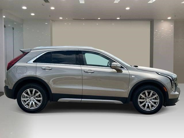 Certified 2023 Cadillac XT4 Premium Luxury AWD/4WD image 6