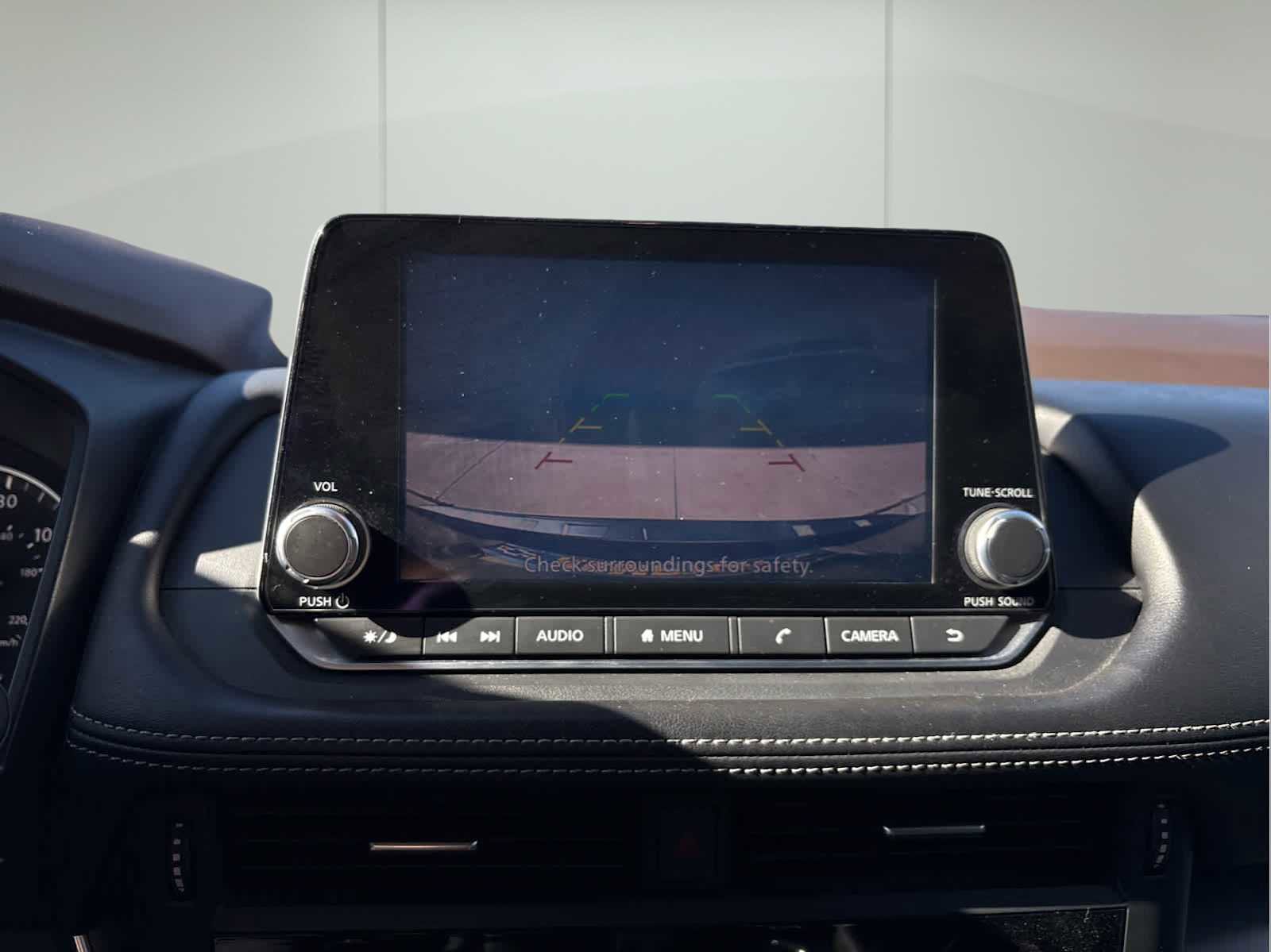 Used 2023 Nissan Rogue SV image 26