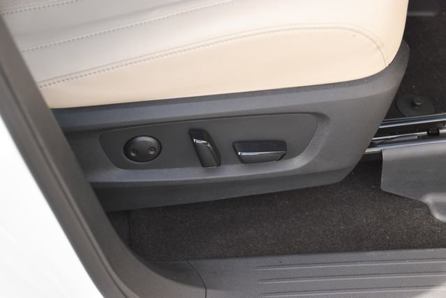 Used 2025 INFINITI QX60 Luxe w/ Lighting Package (N94) image 31