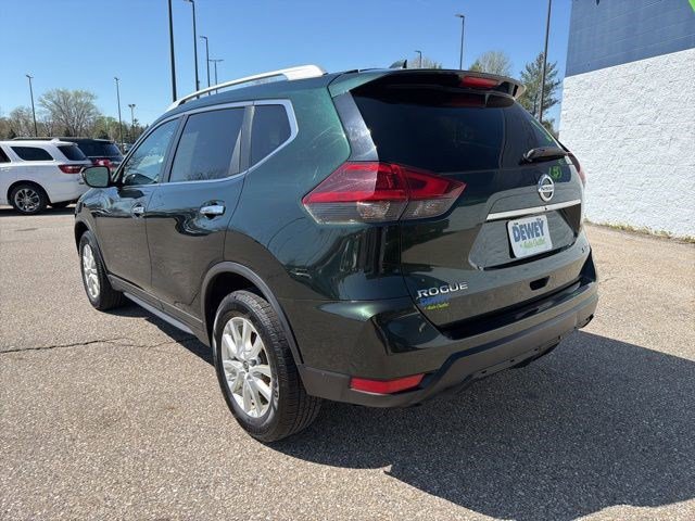 Used 2018 Nissan Rogue SV AWD/4WD image 3