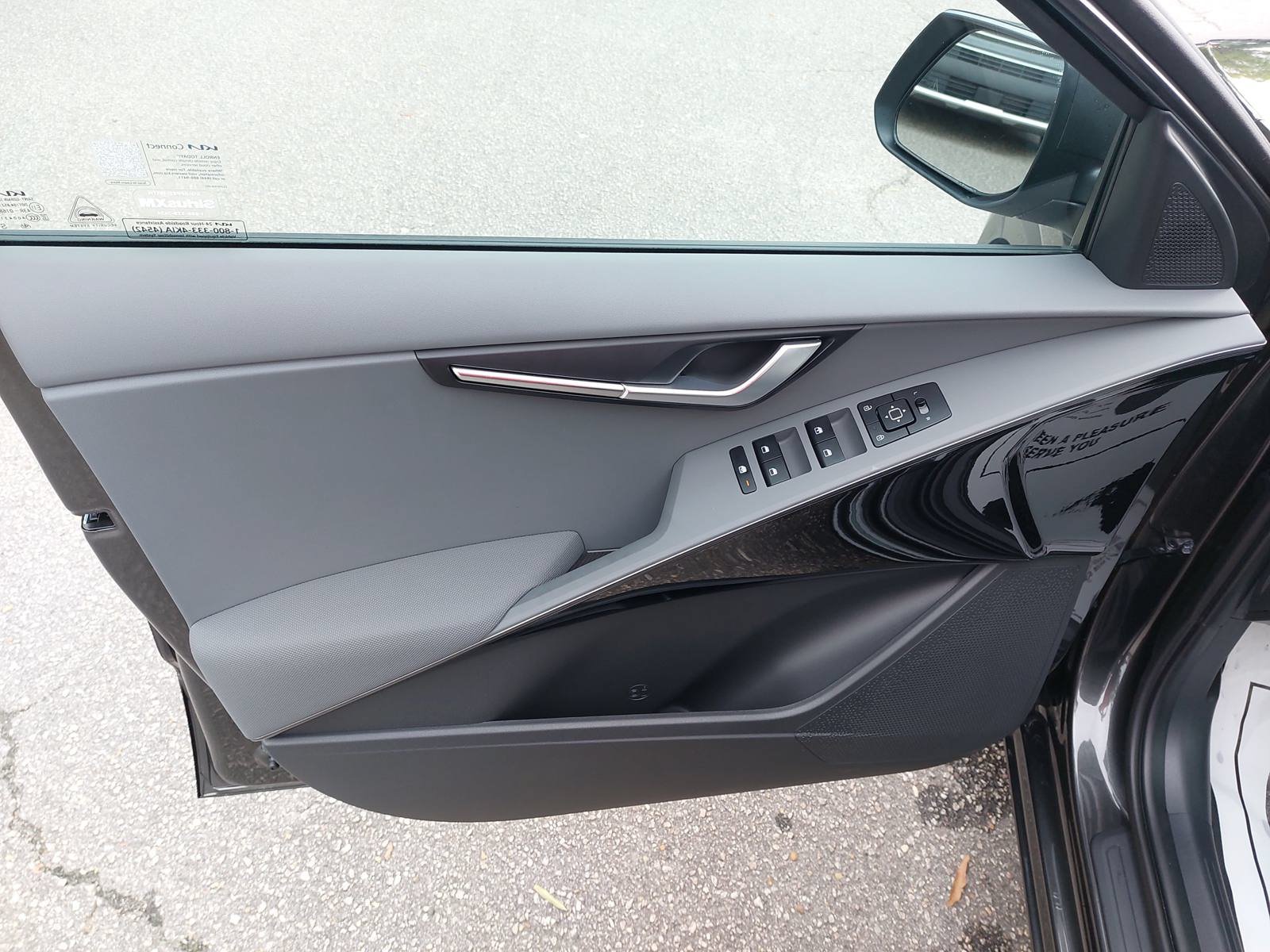 New 2026 Kia Niro EX FWD image 26