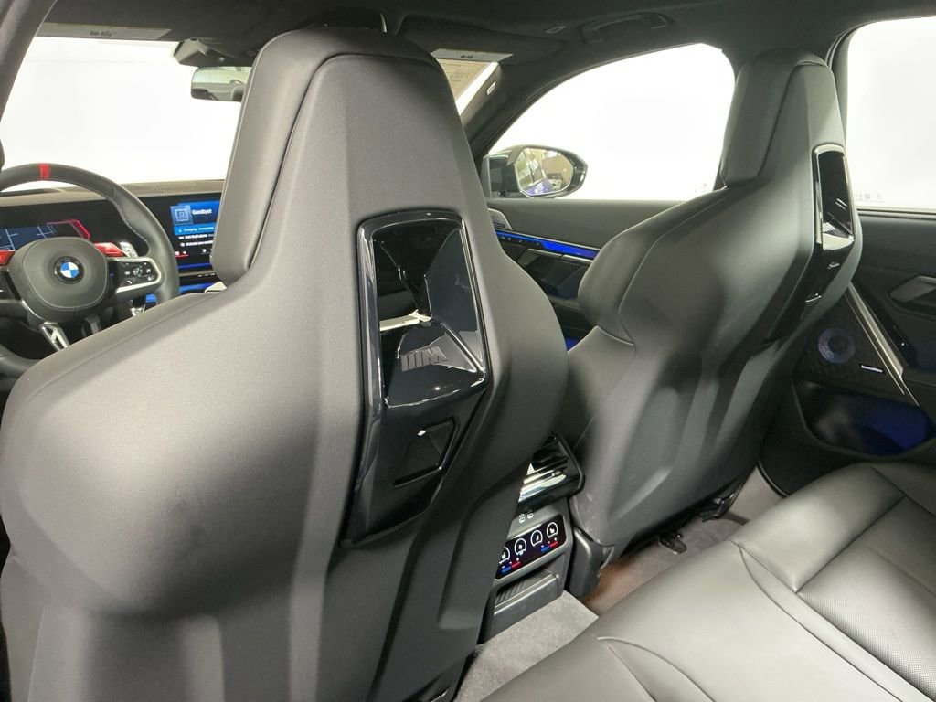 Certified 2026 BMW M5 w/ Carbon Package image 29