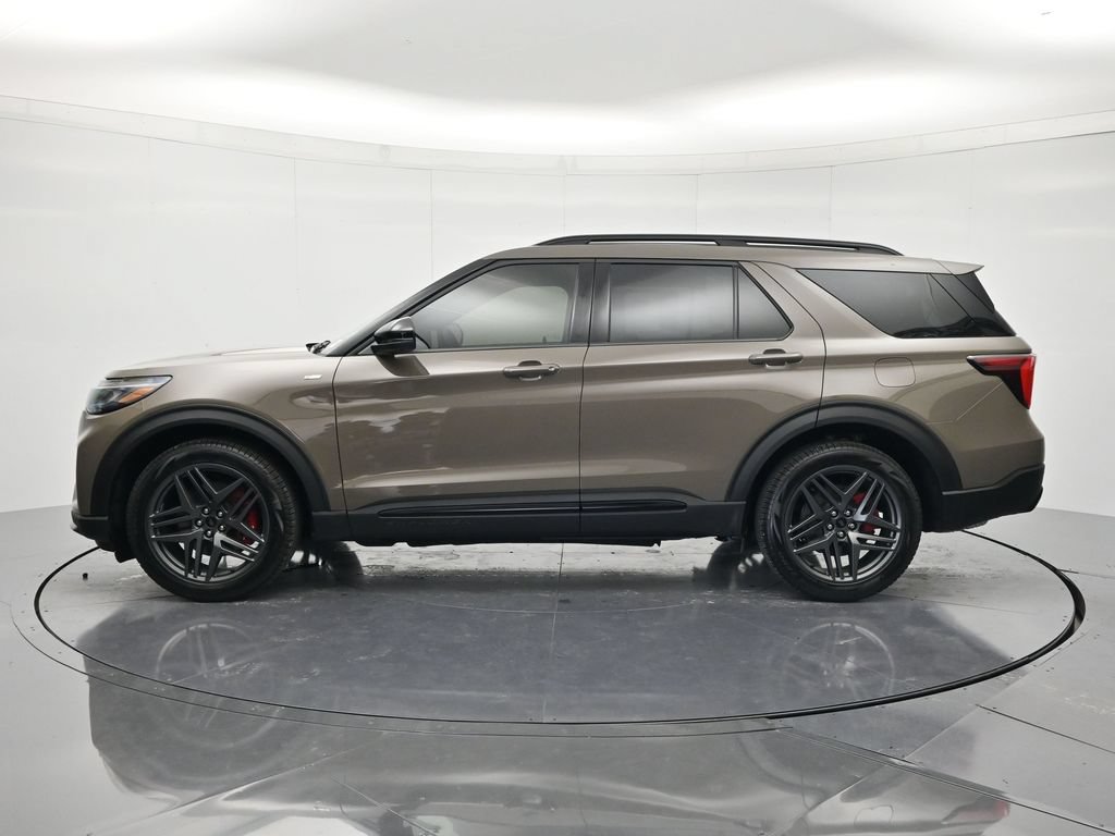 New 2027 Ford Explorer ST-Line w/ ST-Line Street Pack RWD image 8