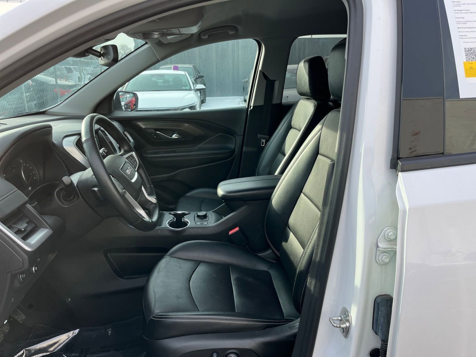 Used 2024 GMC Terrain SLT AWD/4WD image 29