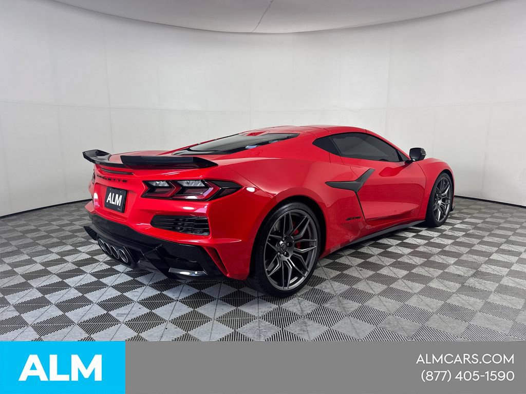 Used 2024 Chevrolet Corvette Z06 w/ Stealth Interior Trim Package RWD image 6