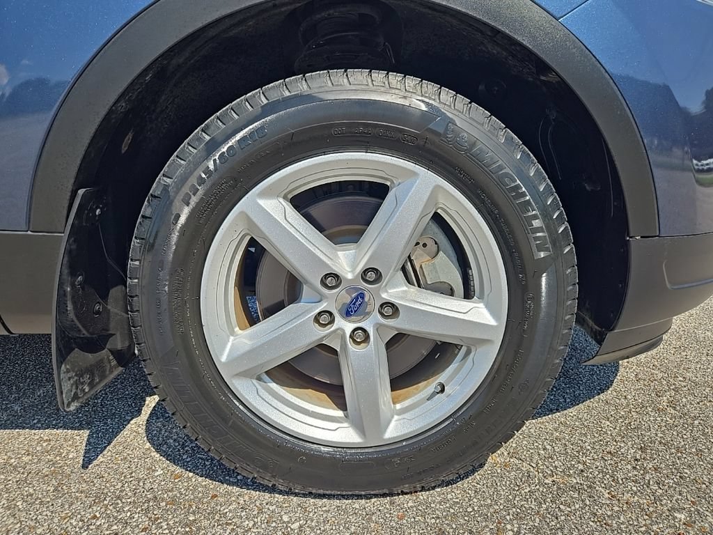Used 2019 Ford Explorer XLT FWD image 30