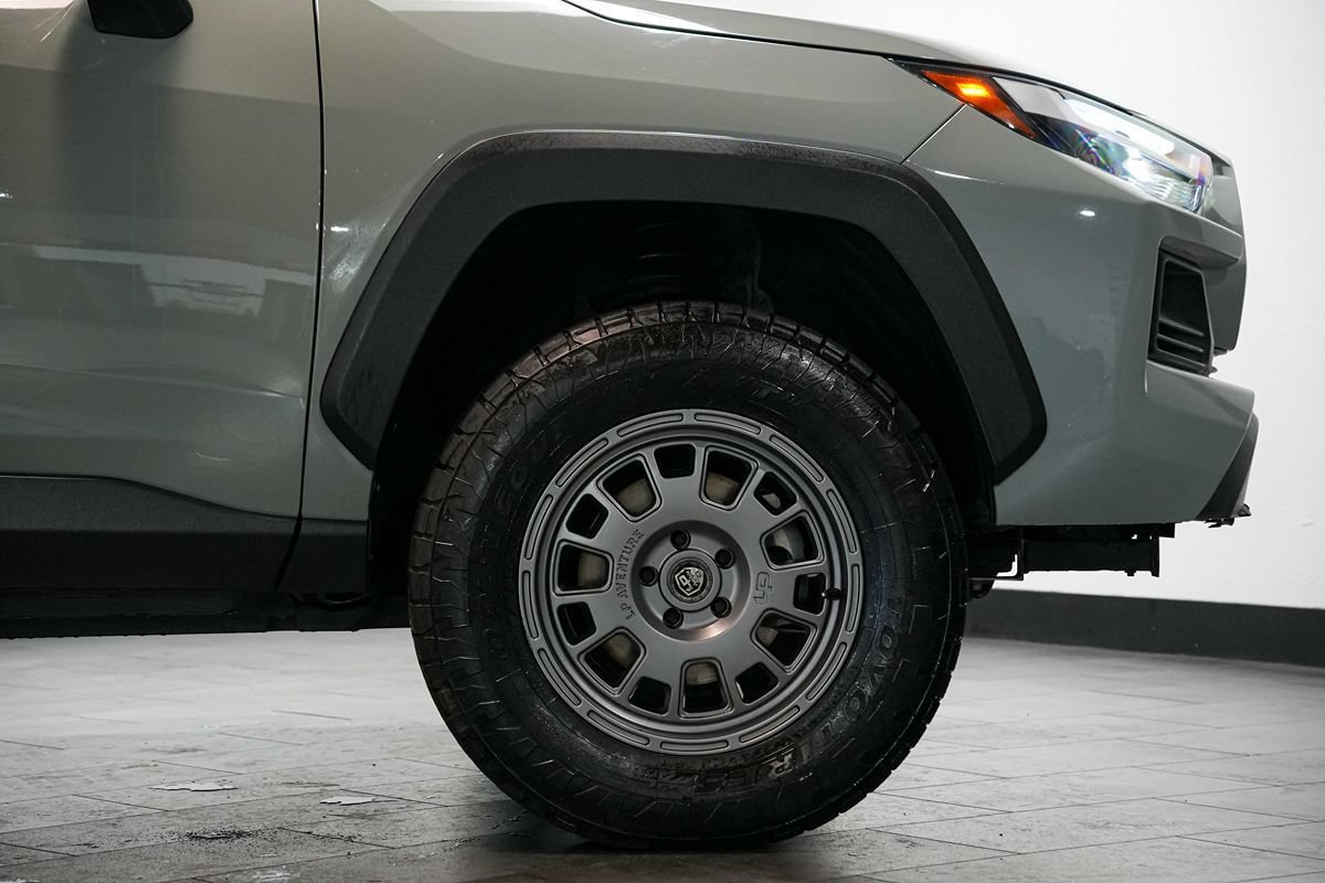 Used 2022 Toyota RAV4 Adventure AWD/4WD image 9